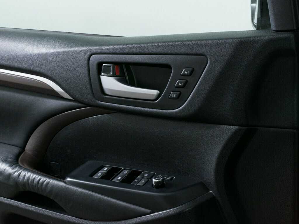 Toyota Highlander, 2014 Фото №17