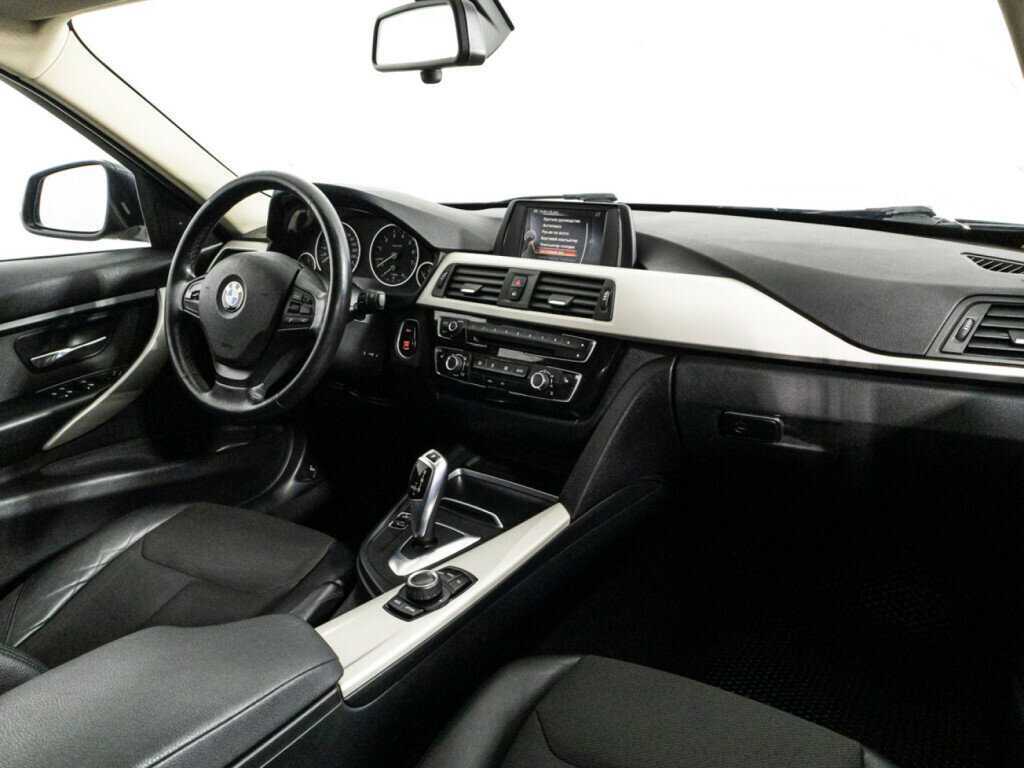 BMW 3 серии 320i, 2016 Фото №9