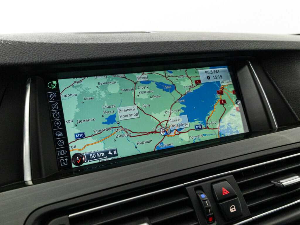 BMW 5 серии 530d xDrive, 2016 Фото №22