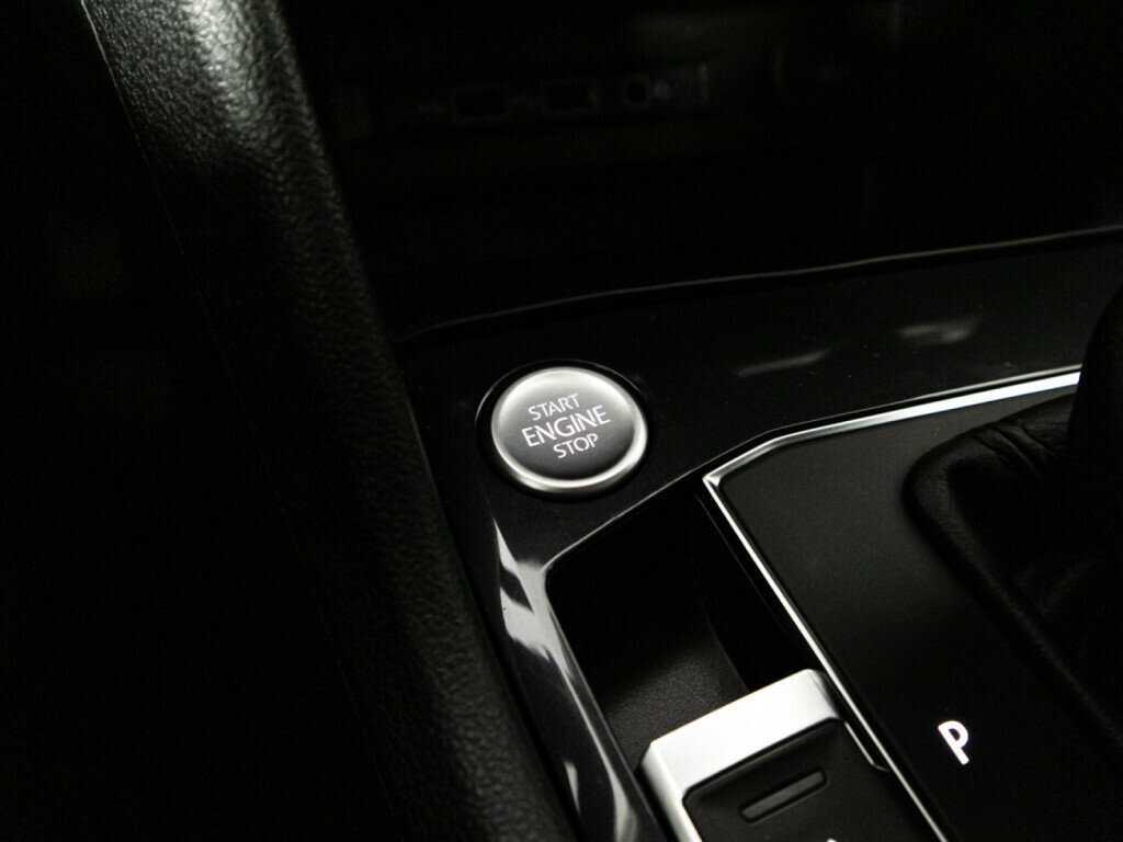 Volkswagen Tiguan, 2020 Фото №19