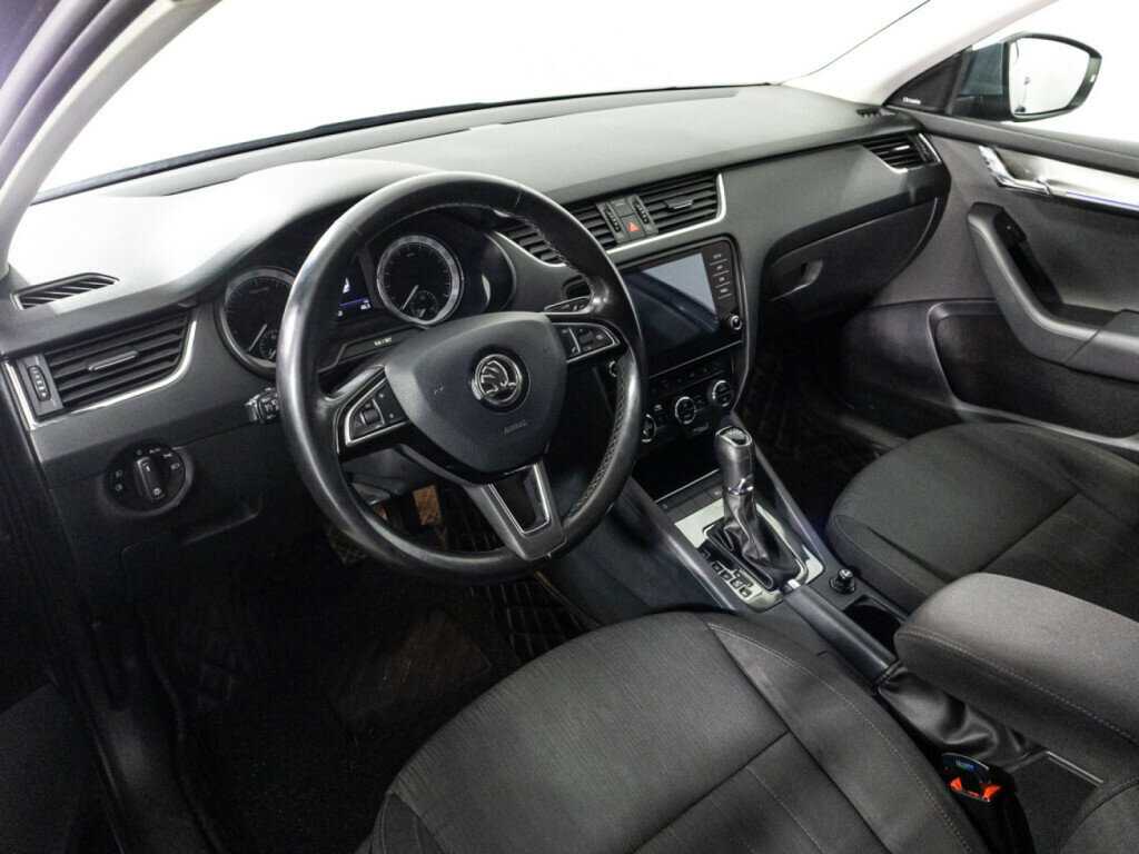 Skoda Octavia, 2018 Фото №11