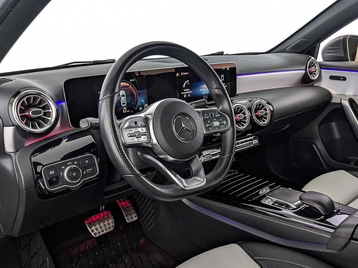 Mercedes-Benz A-Класс 200, 2019 Фото №15