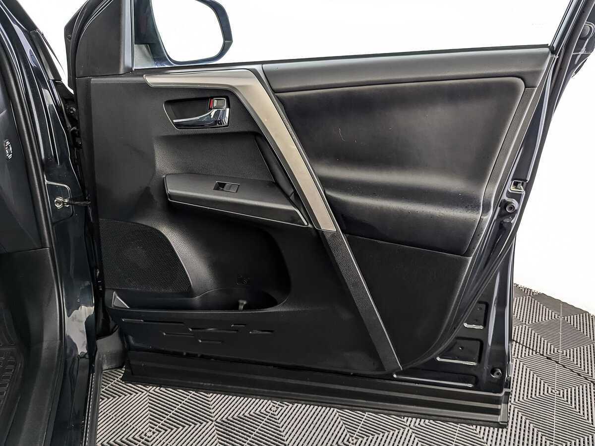 Toyota RAV4, 2017 Фото №23