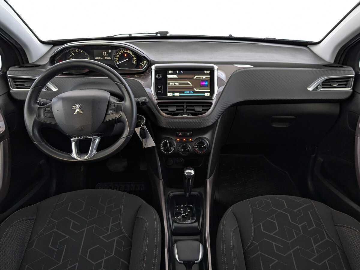 Peugeot 2008, 2014 Фото №14