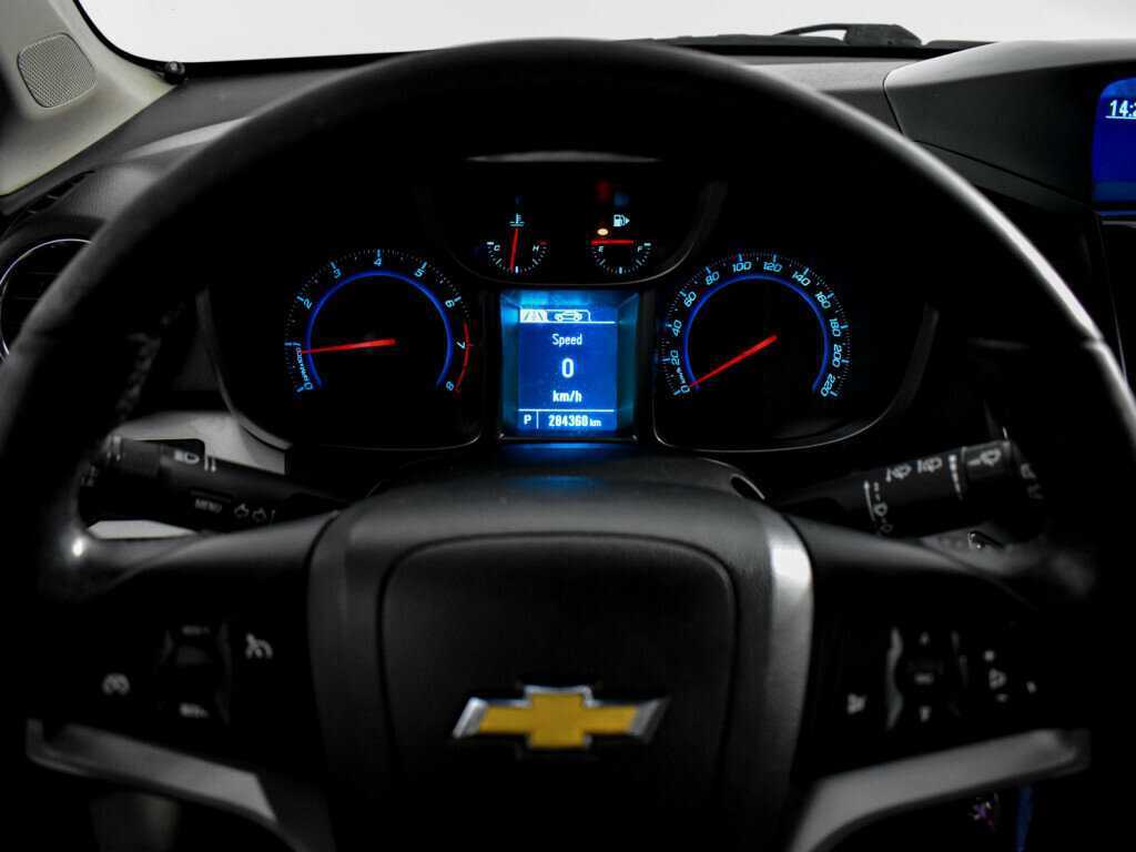 Chevrolet Orlando, 2012 Фото №18