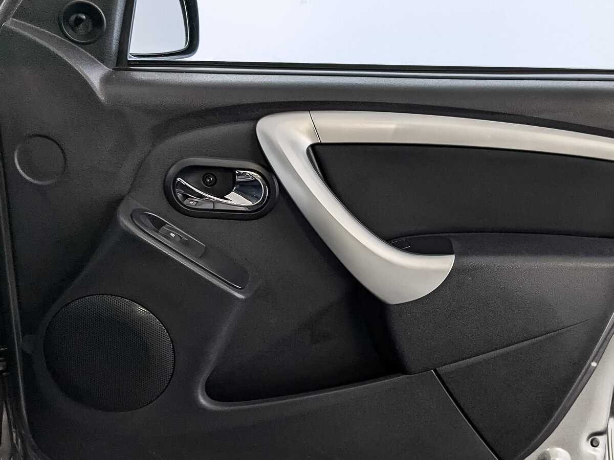 Nissan Terrano, 2015 Фото №24