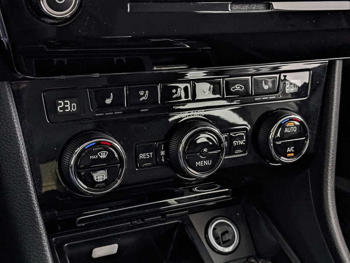 Skoda Superb, 2017 Фото №25