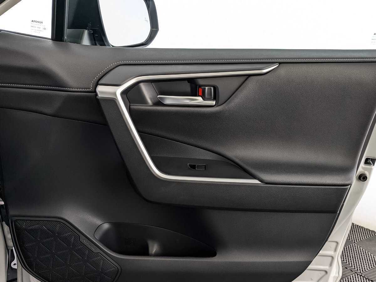 Toyota RAV4, 2021 Фото №25