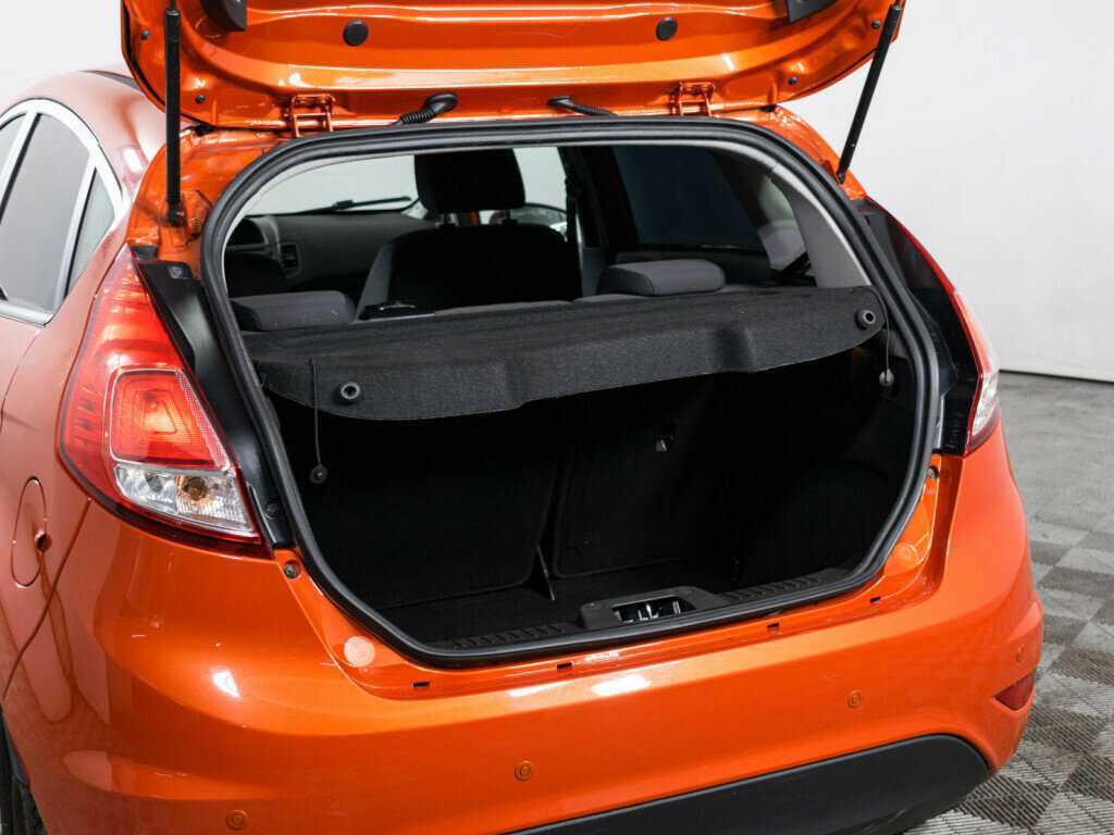 Ford Fiesta, 2019 Фото №8