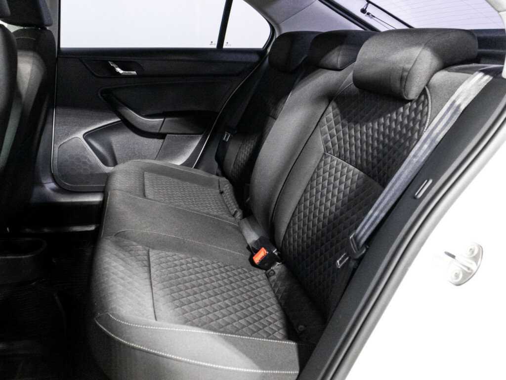 Skoda Rapid, 2016 Фото №10