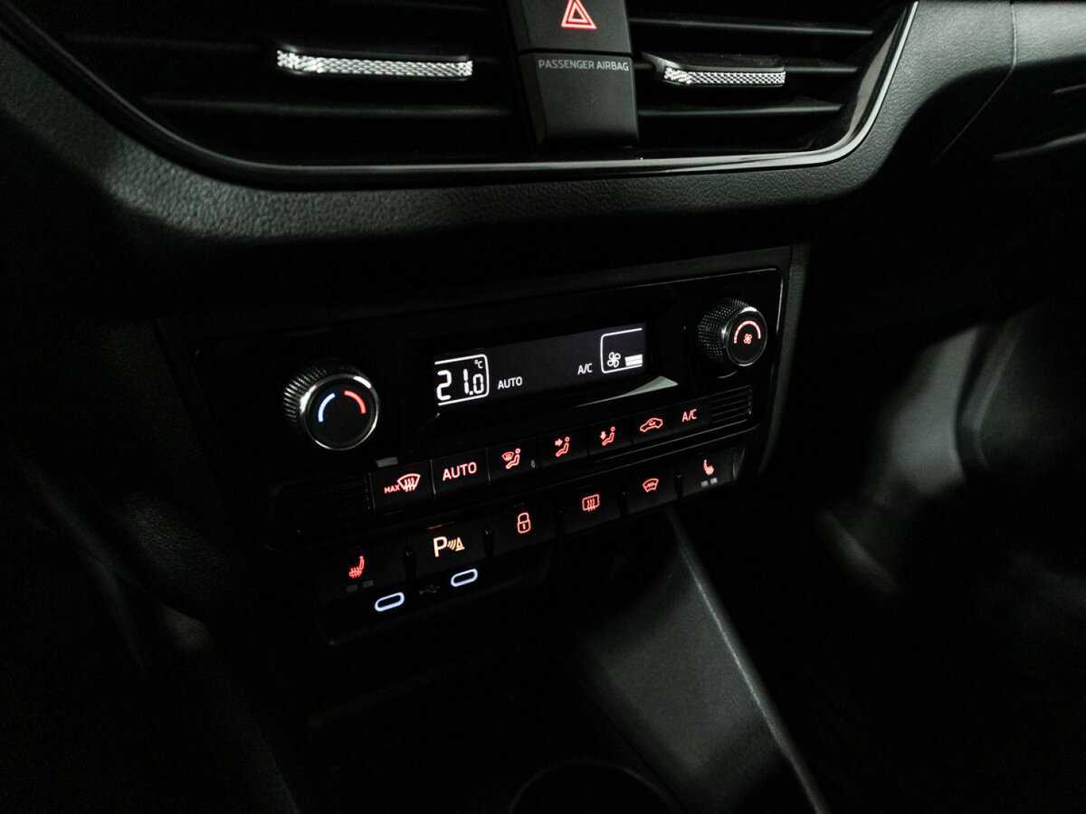 Volkswagen Polo, 2020 Фото №18