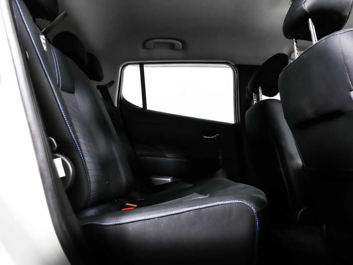 Nissan Leaf, 2017 Фото №12