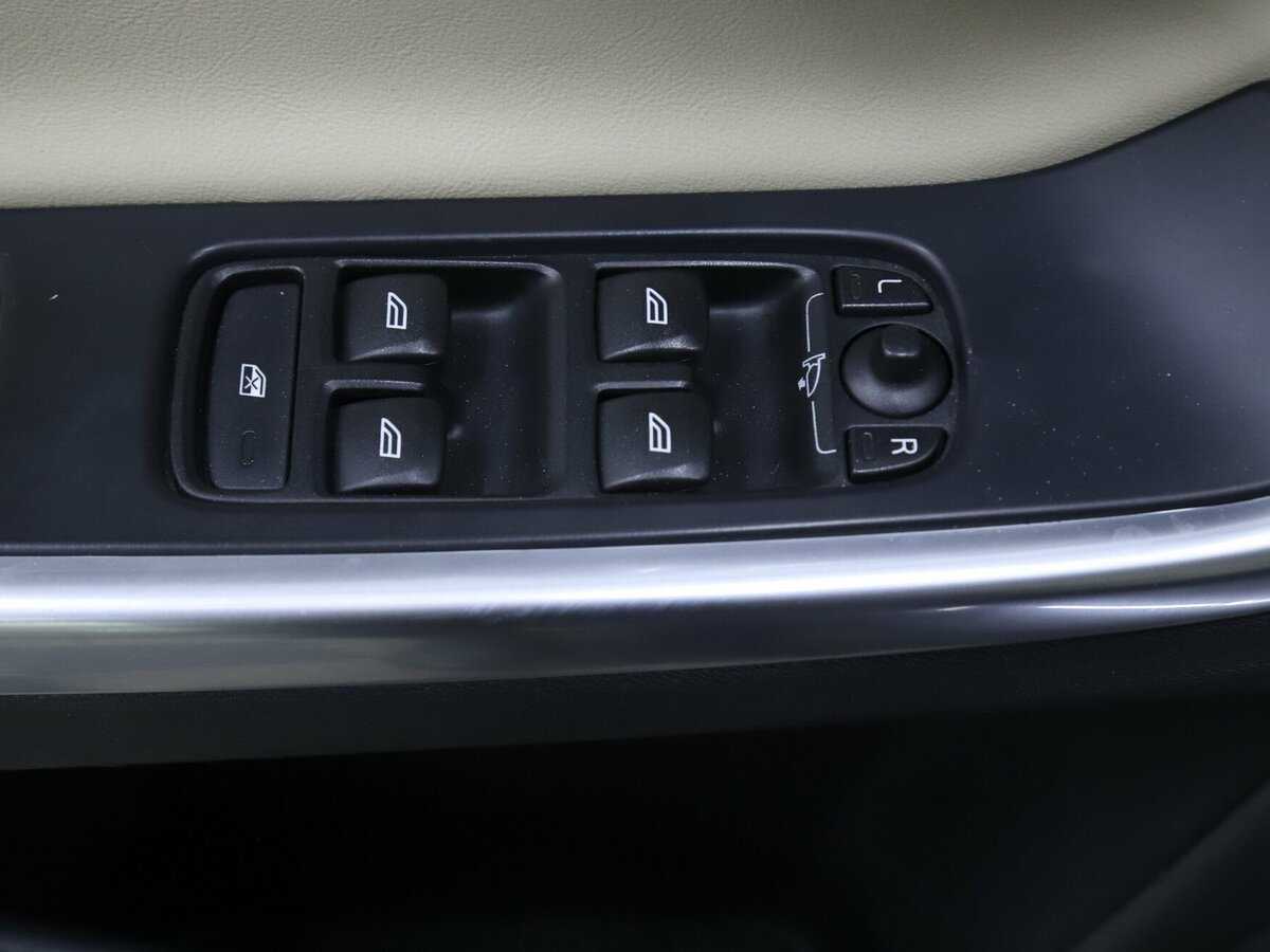 Volvo S60, 2014 Фото №7