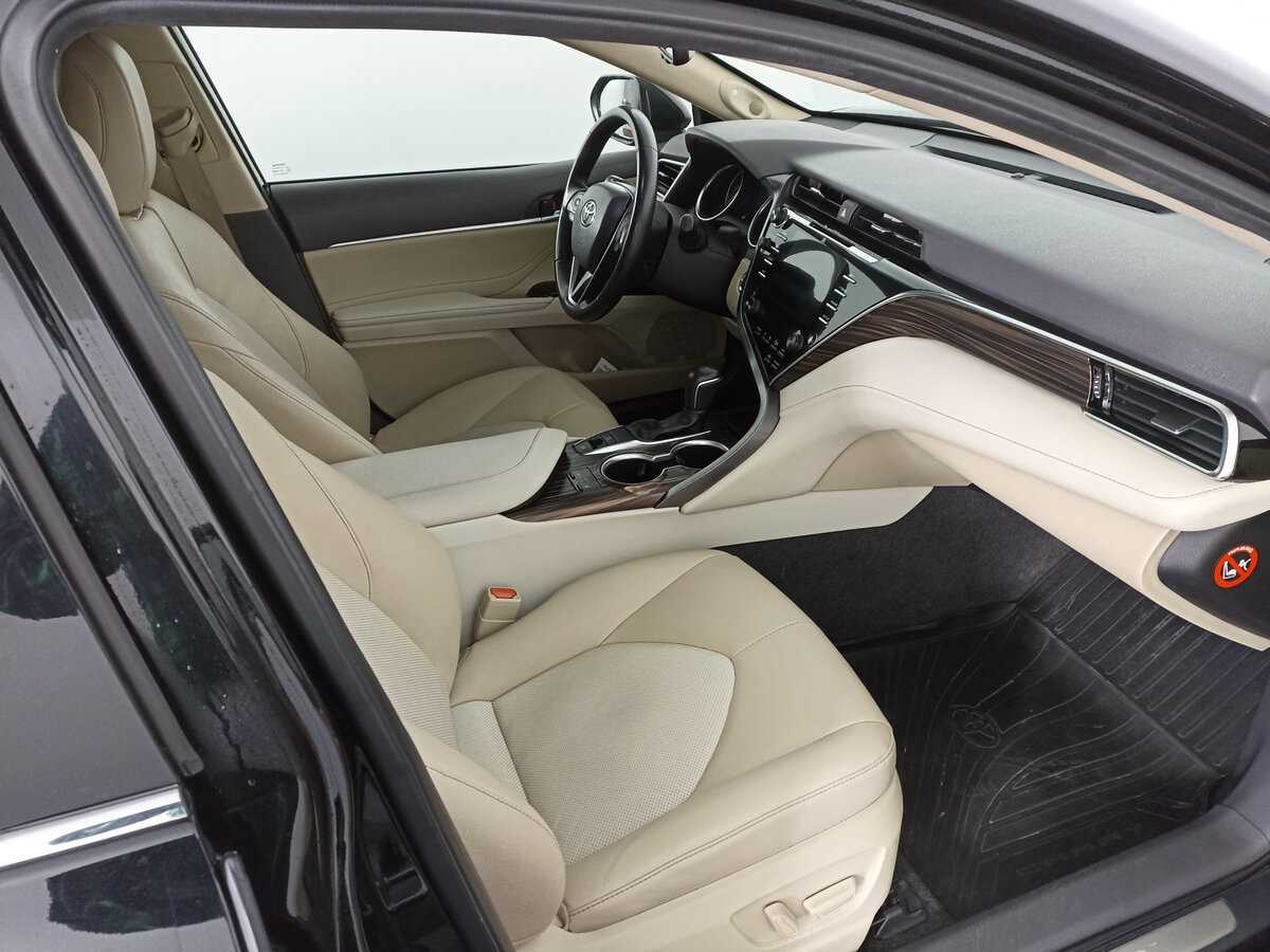 Toyota Camry, 2020 Фото №11