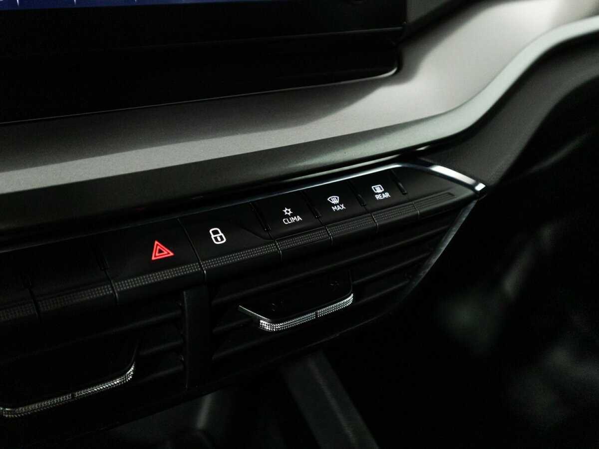 Skoda Octavia, 2021 Фото №17