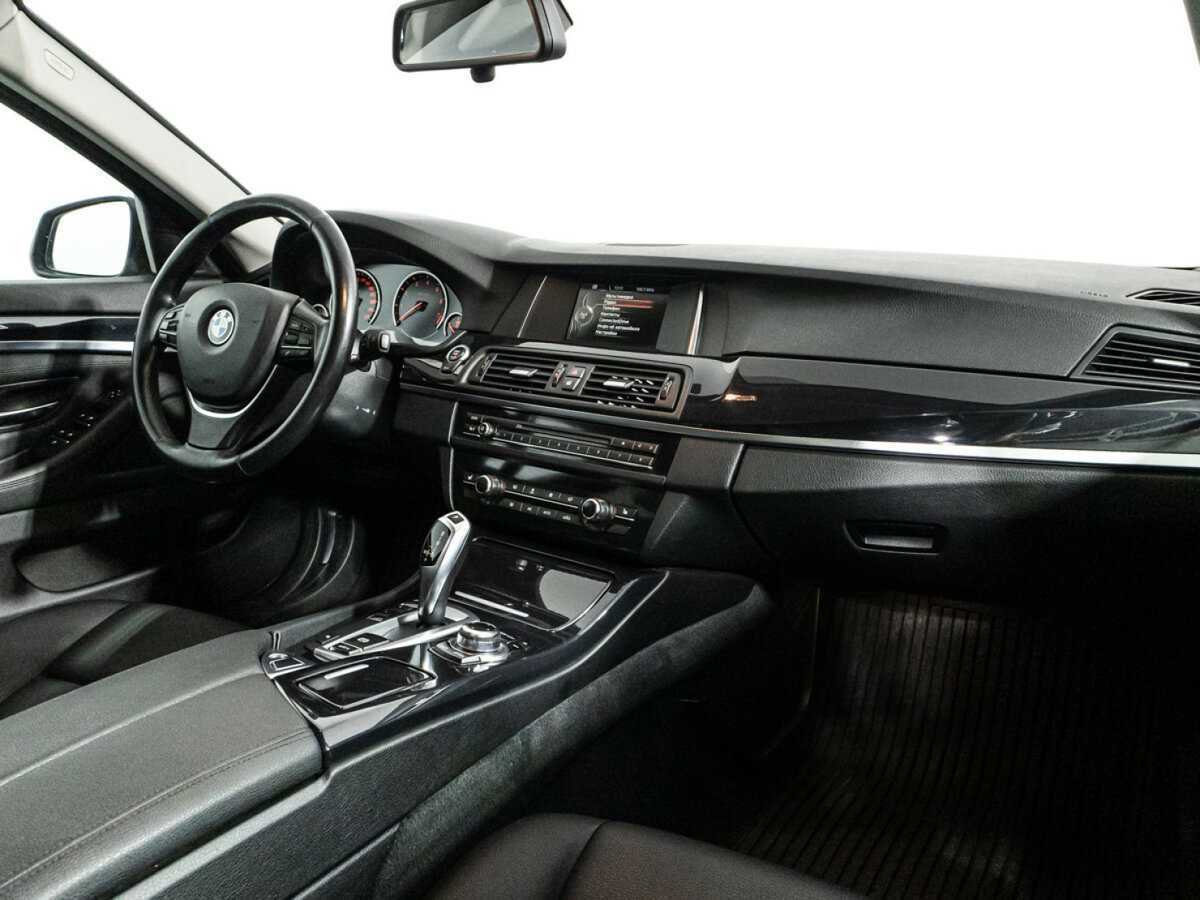 BMW 5 серии 520i, 2016 Фото №9