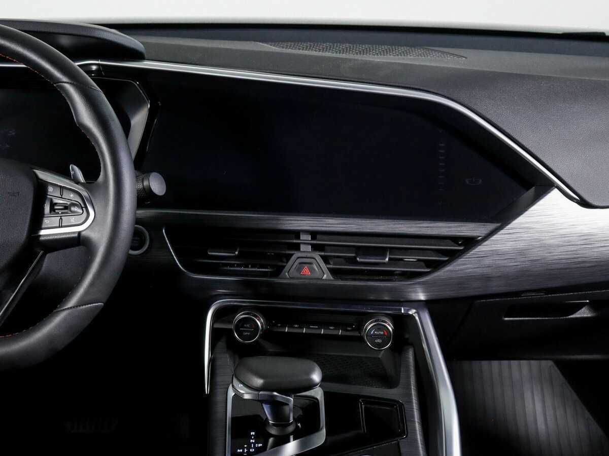 Geely Tugella, 2023 Фото №13