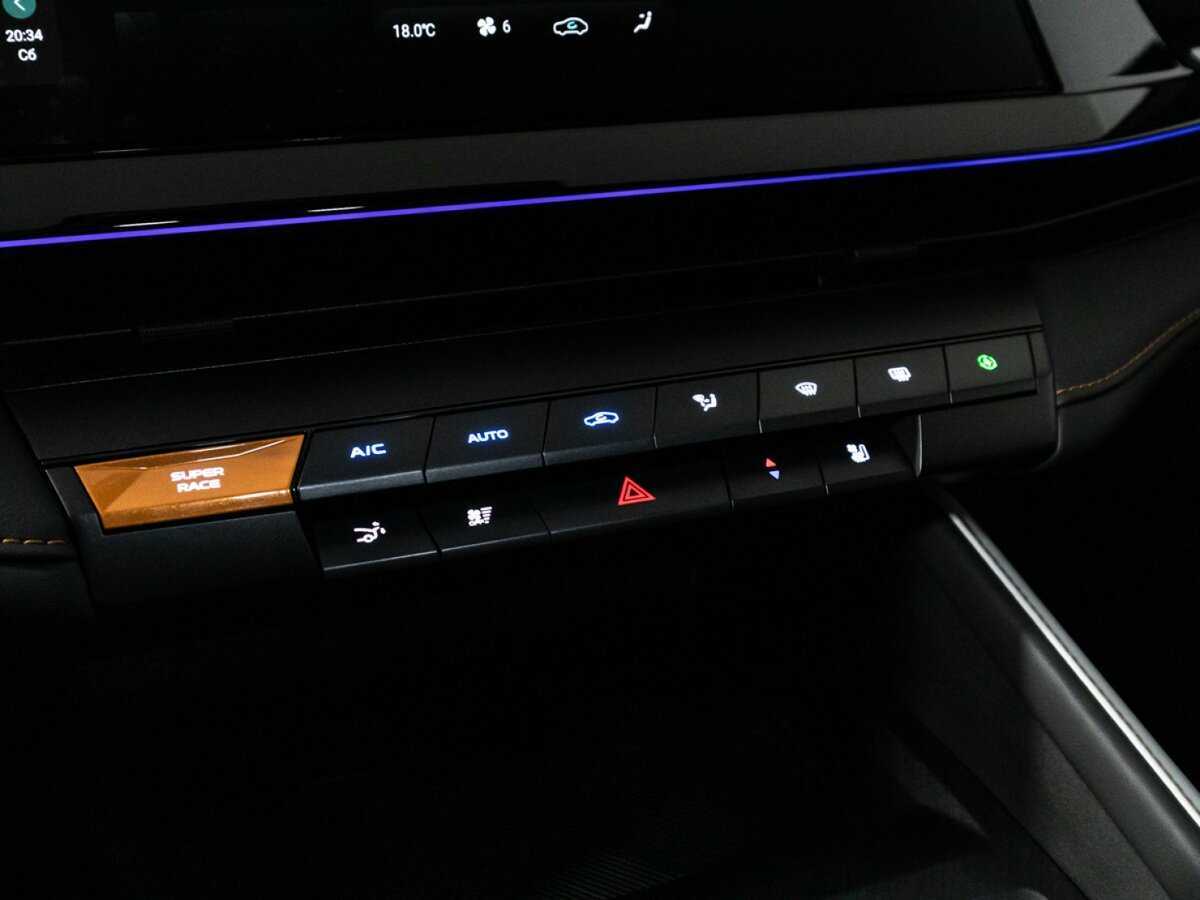 Changan UNI-V, 2023 Фото №24