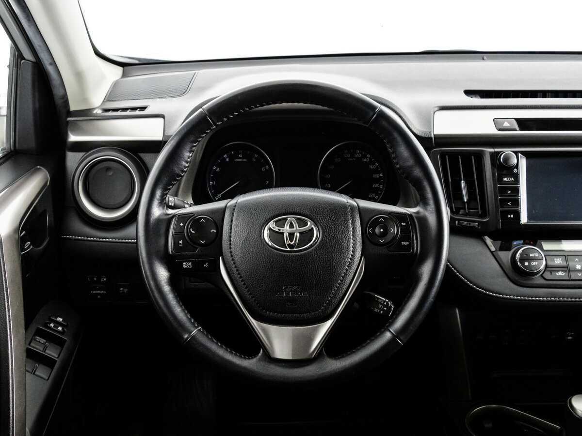 Toyota RAV4, 2017 Фото №10