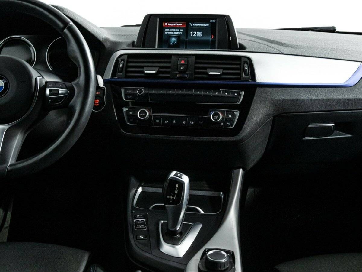 BMW 1 серии 118i, 2018 Фото №14