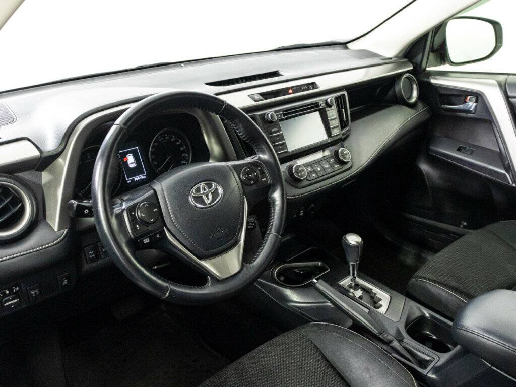 Toyota RAV4, 2016 Фото №9