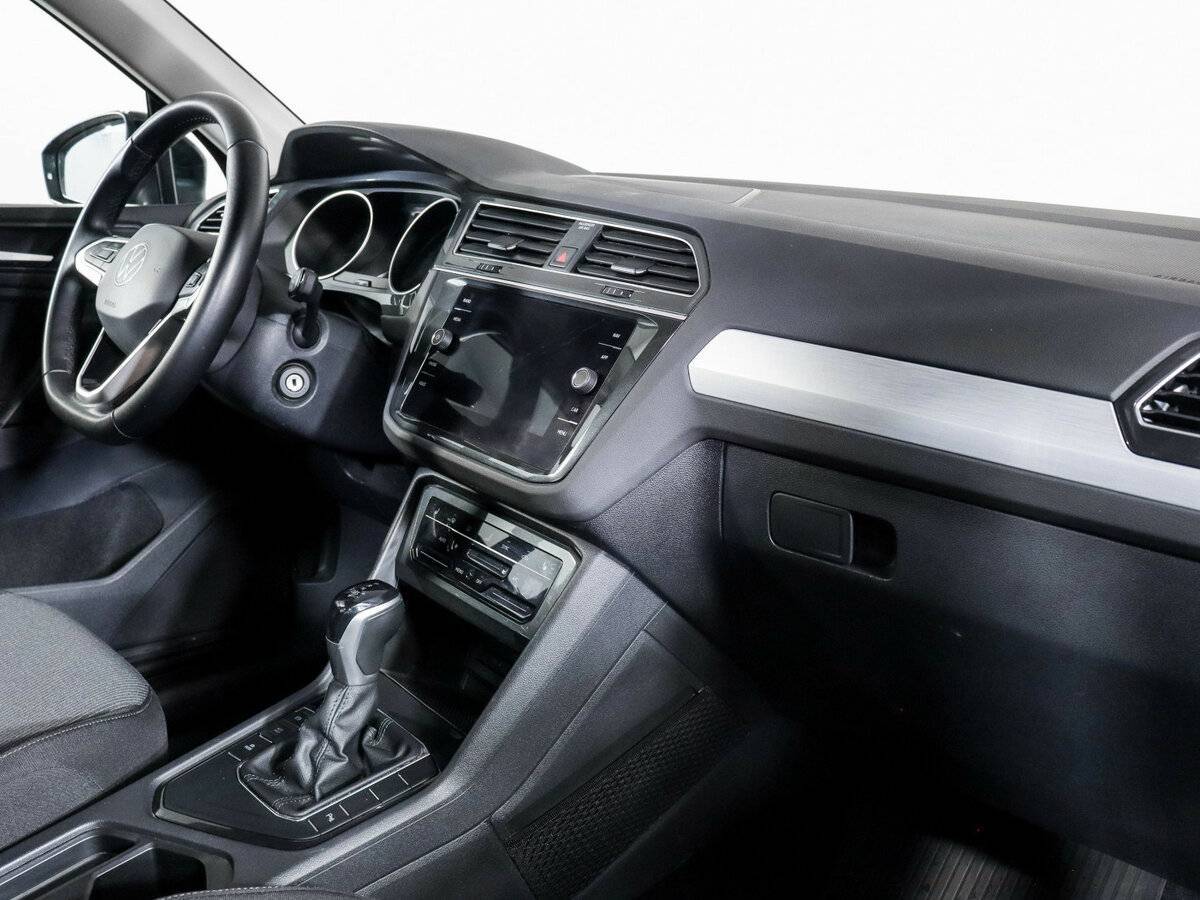 Volkswagen Tiguan, 2021 Фото №9