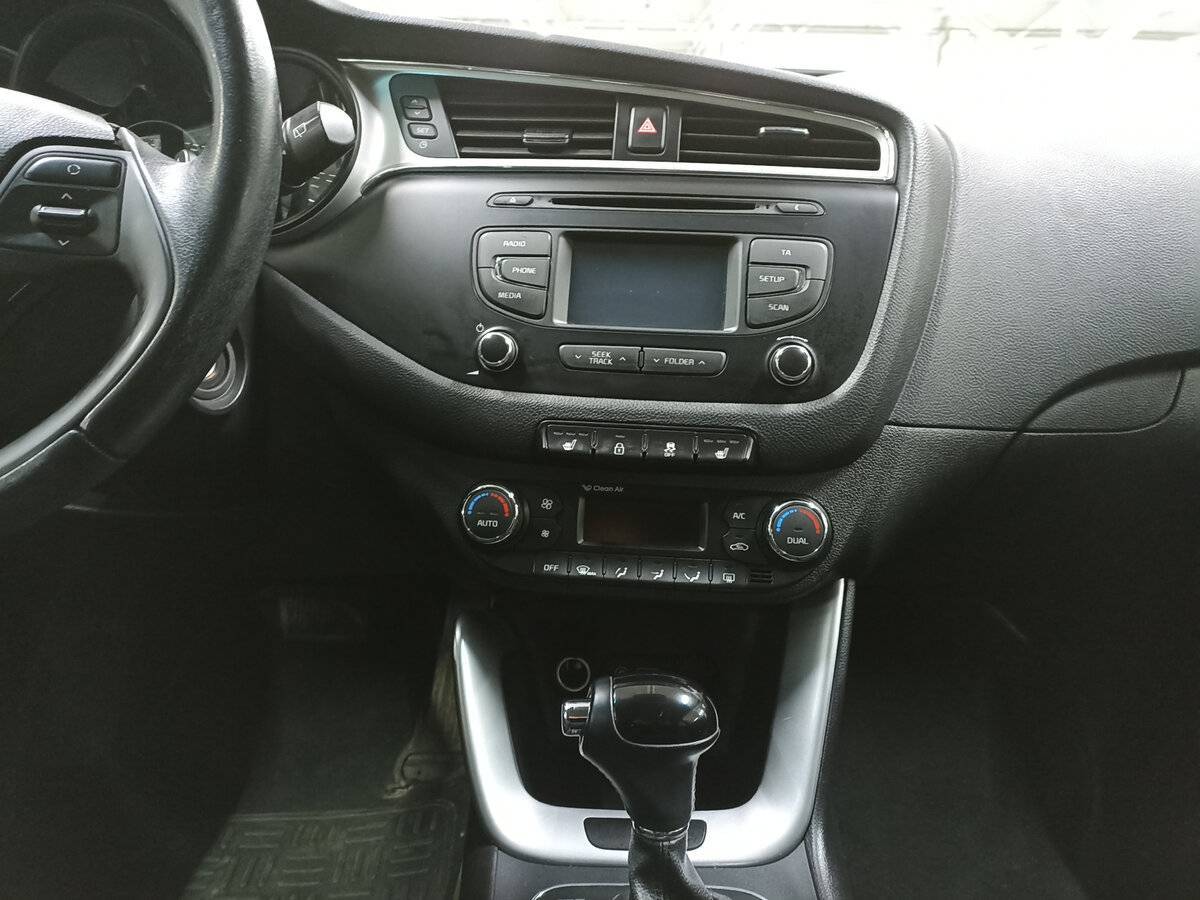 Kia Ceed, 2017 Фото №15