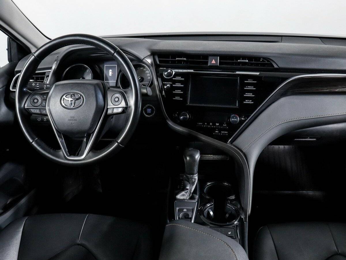 Toyota Camry, 2019 Фото №10