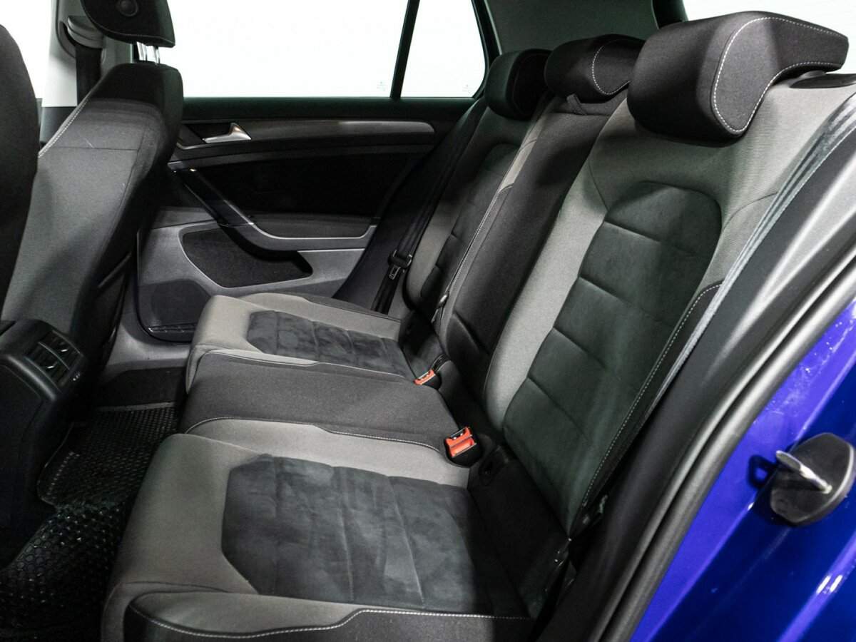 Volkswagen Golf, 2018 Фото №10