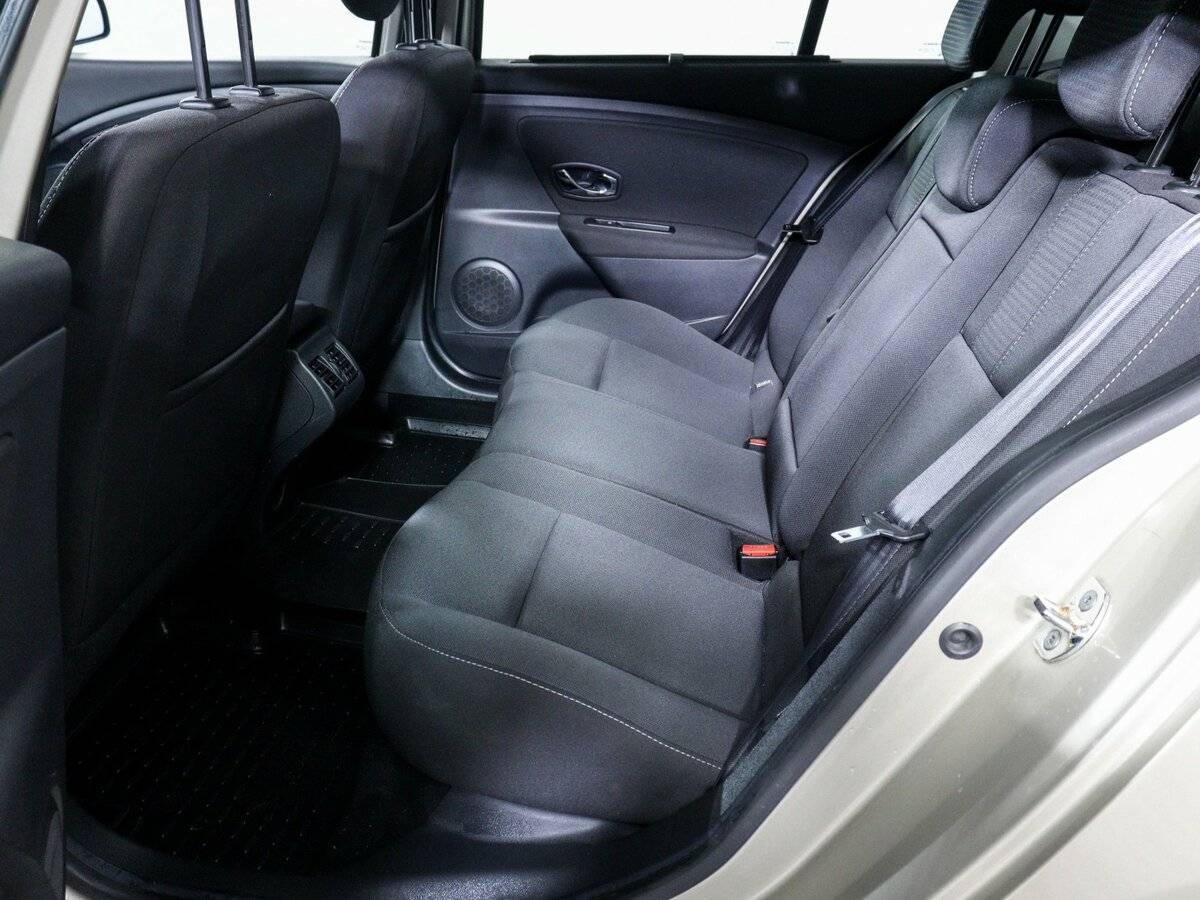 Renault Fluence, 2012 Фото №8