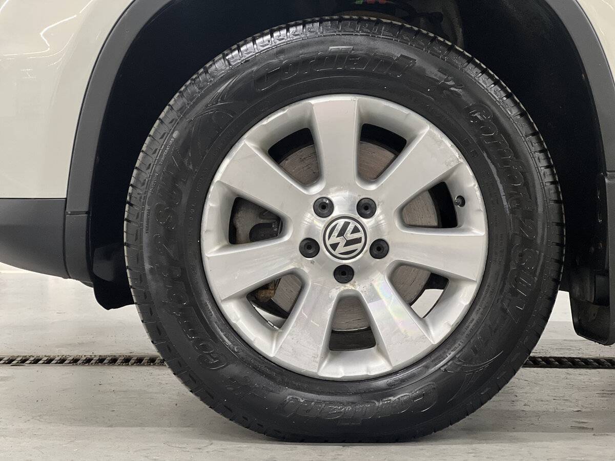 Volkswagen Tiguan, 2012 Фото №18