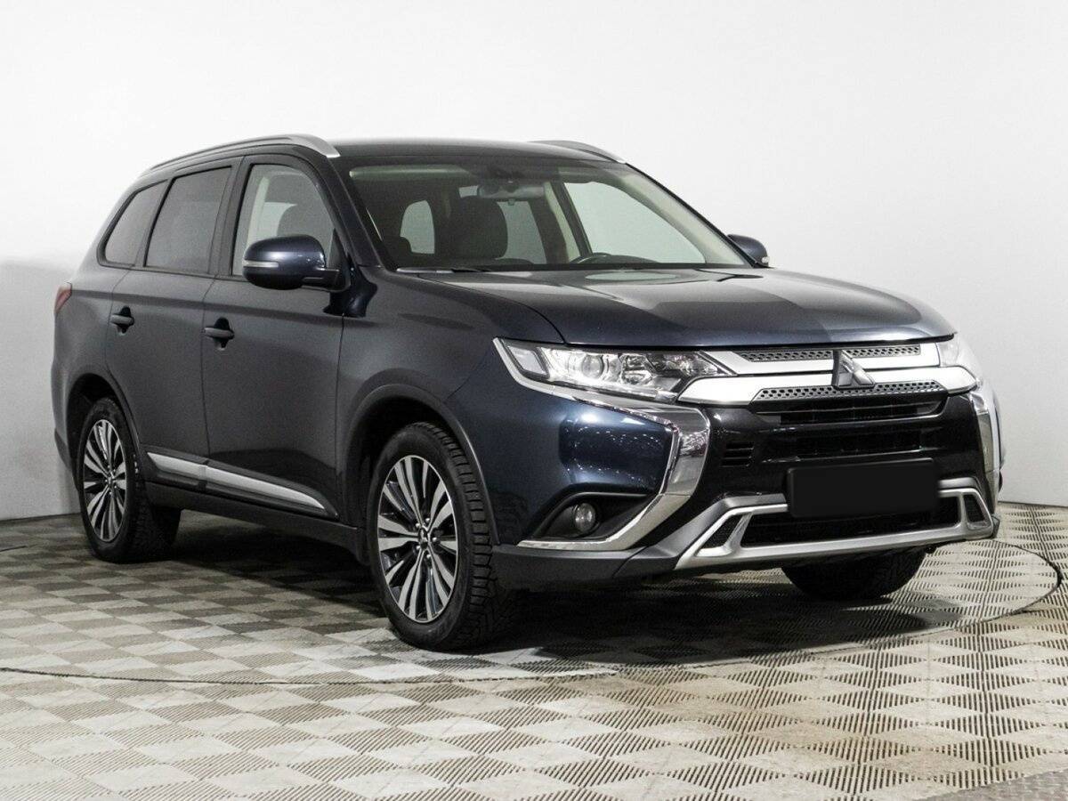 Mitsubishi Outlander, 2018 - 121 456 км. | Фото №3