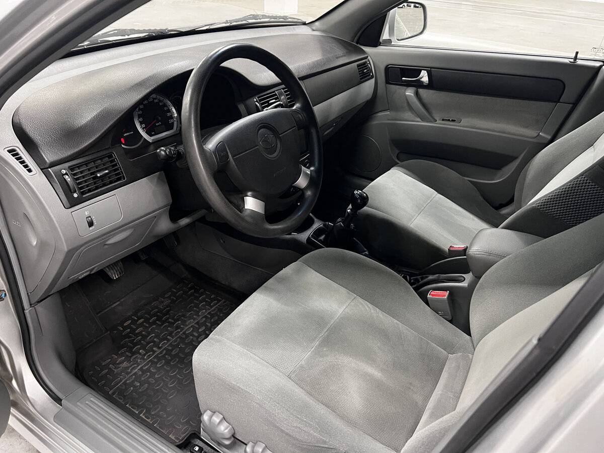 Daewoo Gentra, 2013 Фото №16