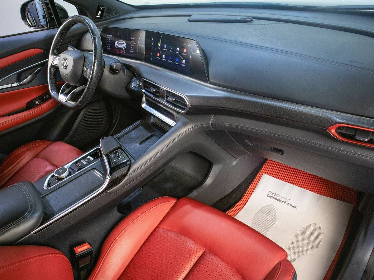 Changan UNI-T, 2020 Фото №9