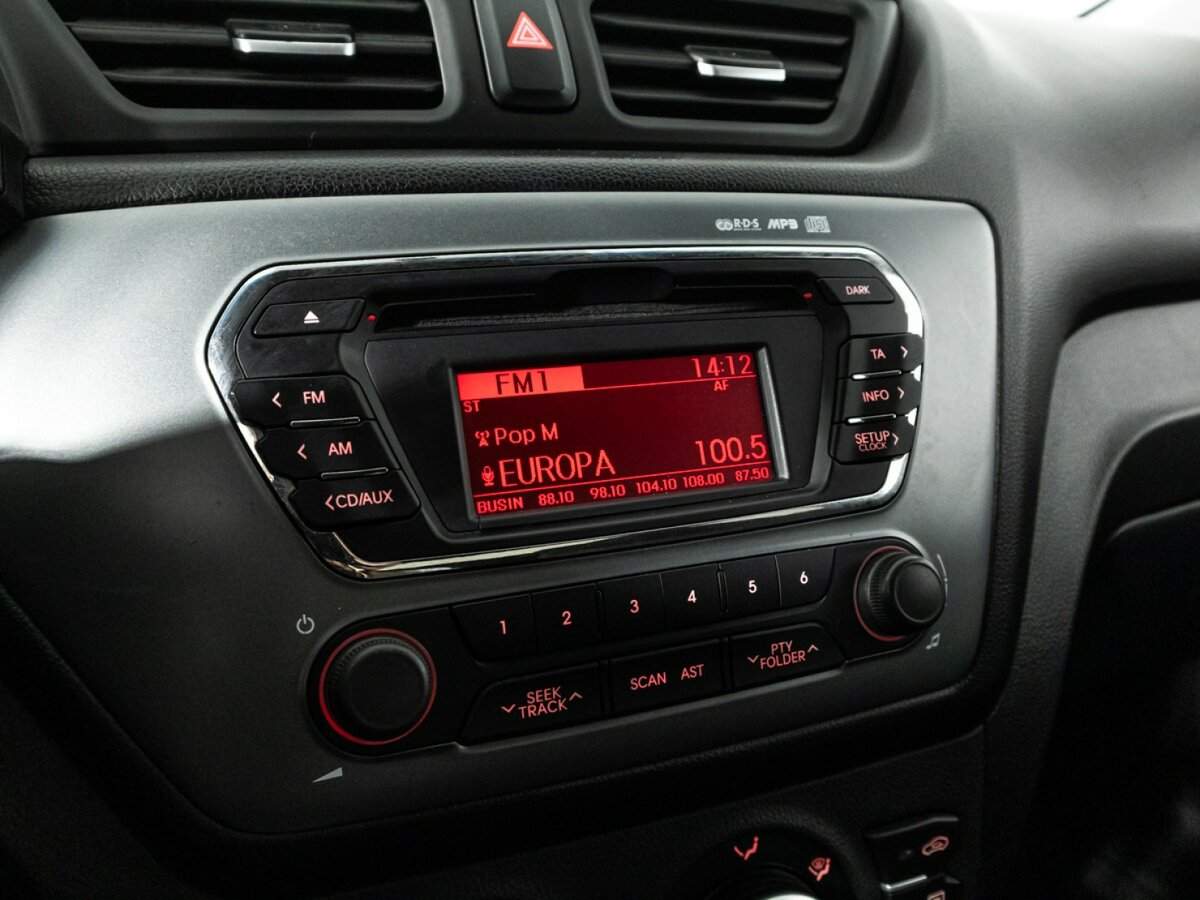 Kia Rio, 2014 Фото №16
