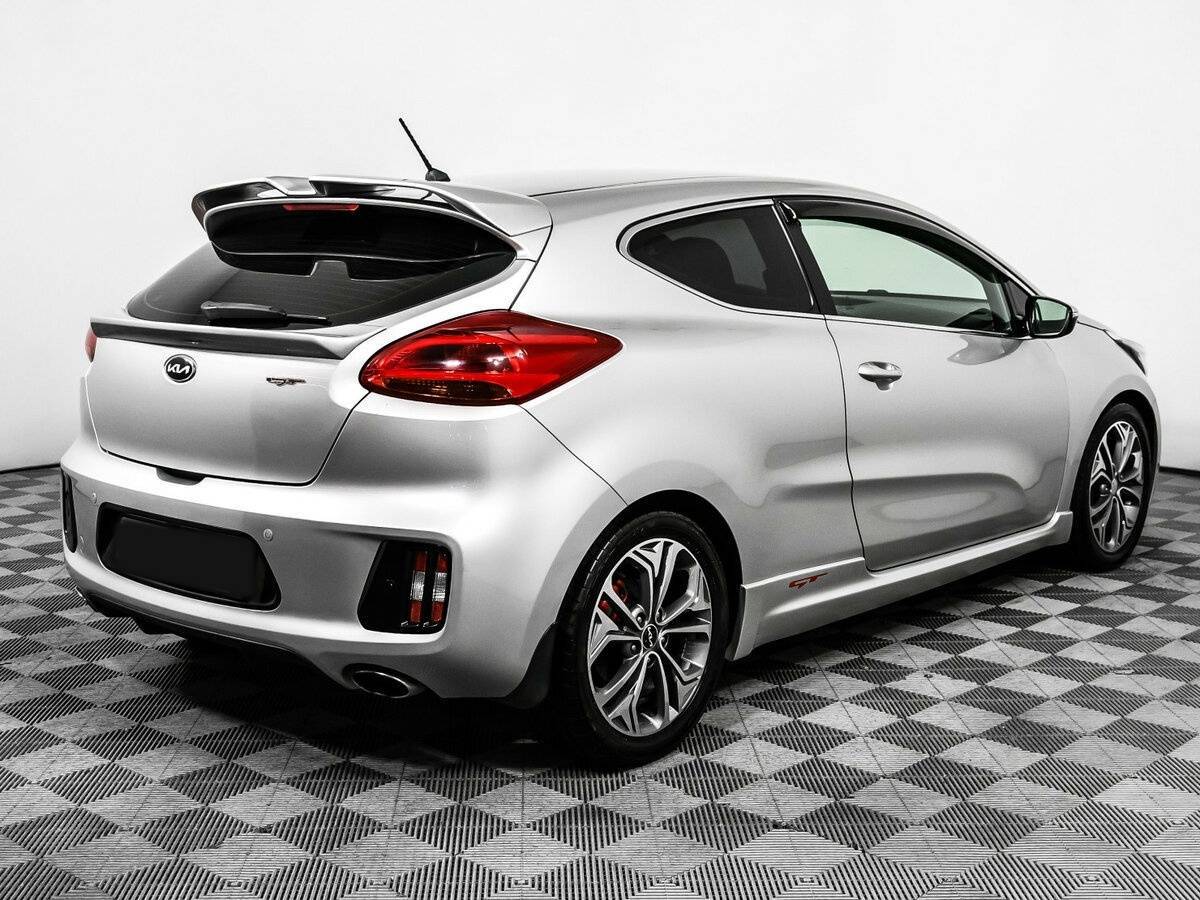 Kia Ceed GT, 2015 Фото №5