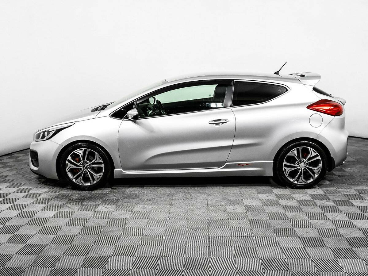 Kia Ceed GT, 2015 Фото №8