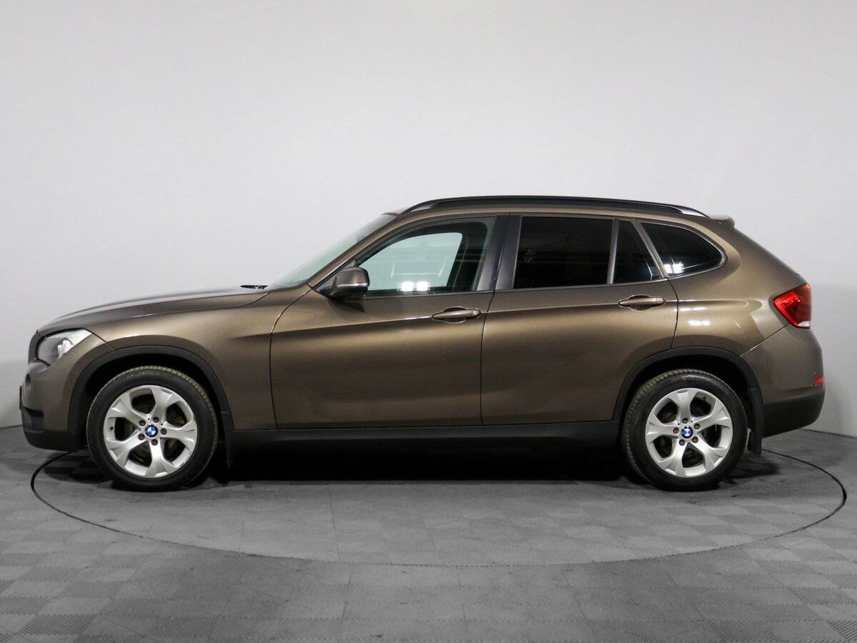 BMW X1 18i, 2014 Фото №7