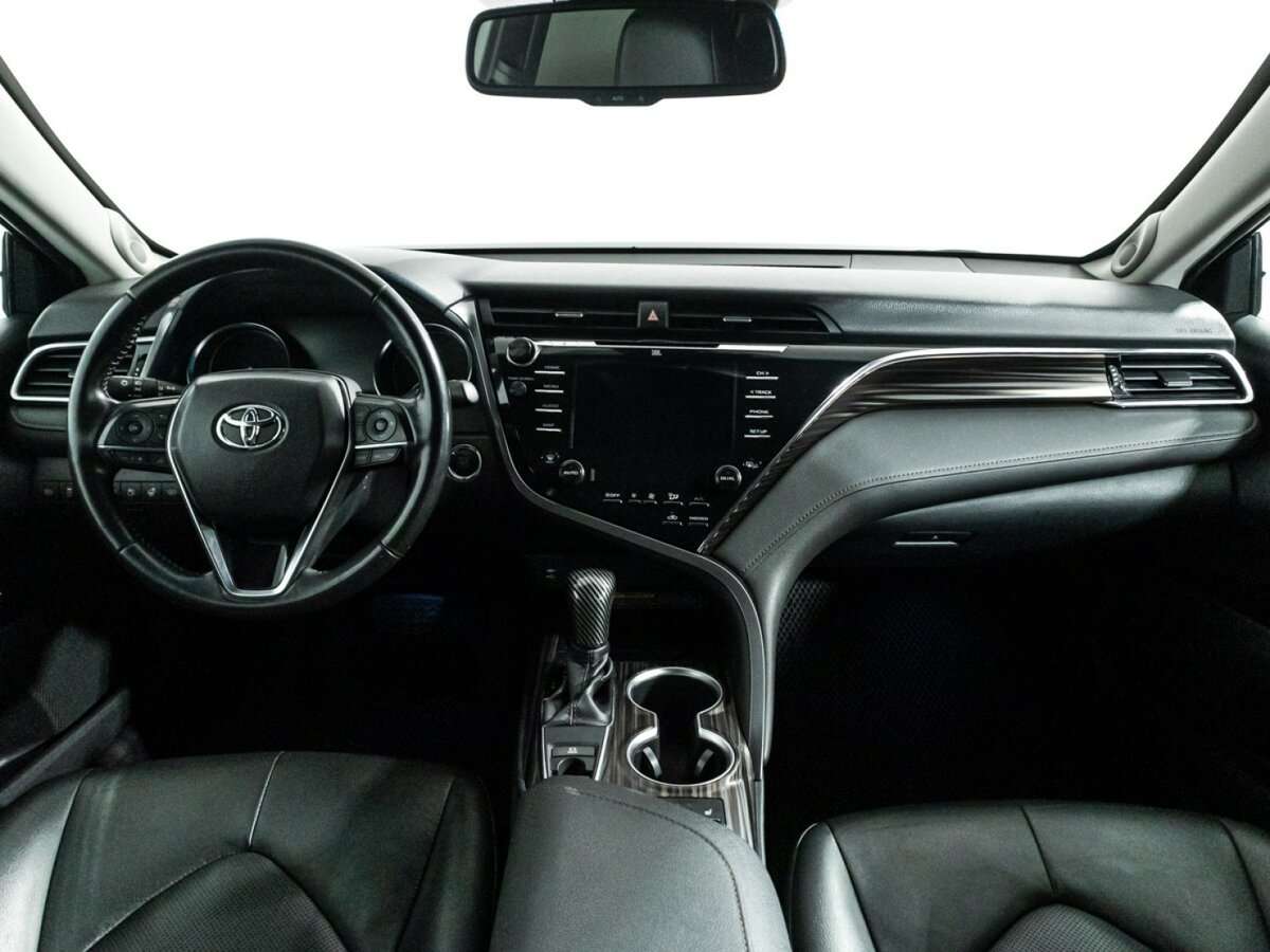 Toyota Camry, 2018 Фото №13
