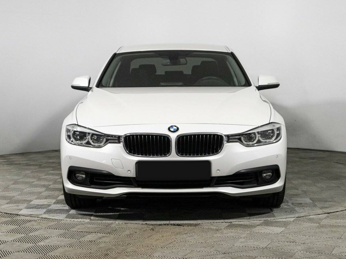 BMW 3 серии 318i, 2017 - 56 783 км. | Фото №2