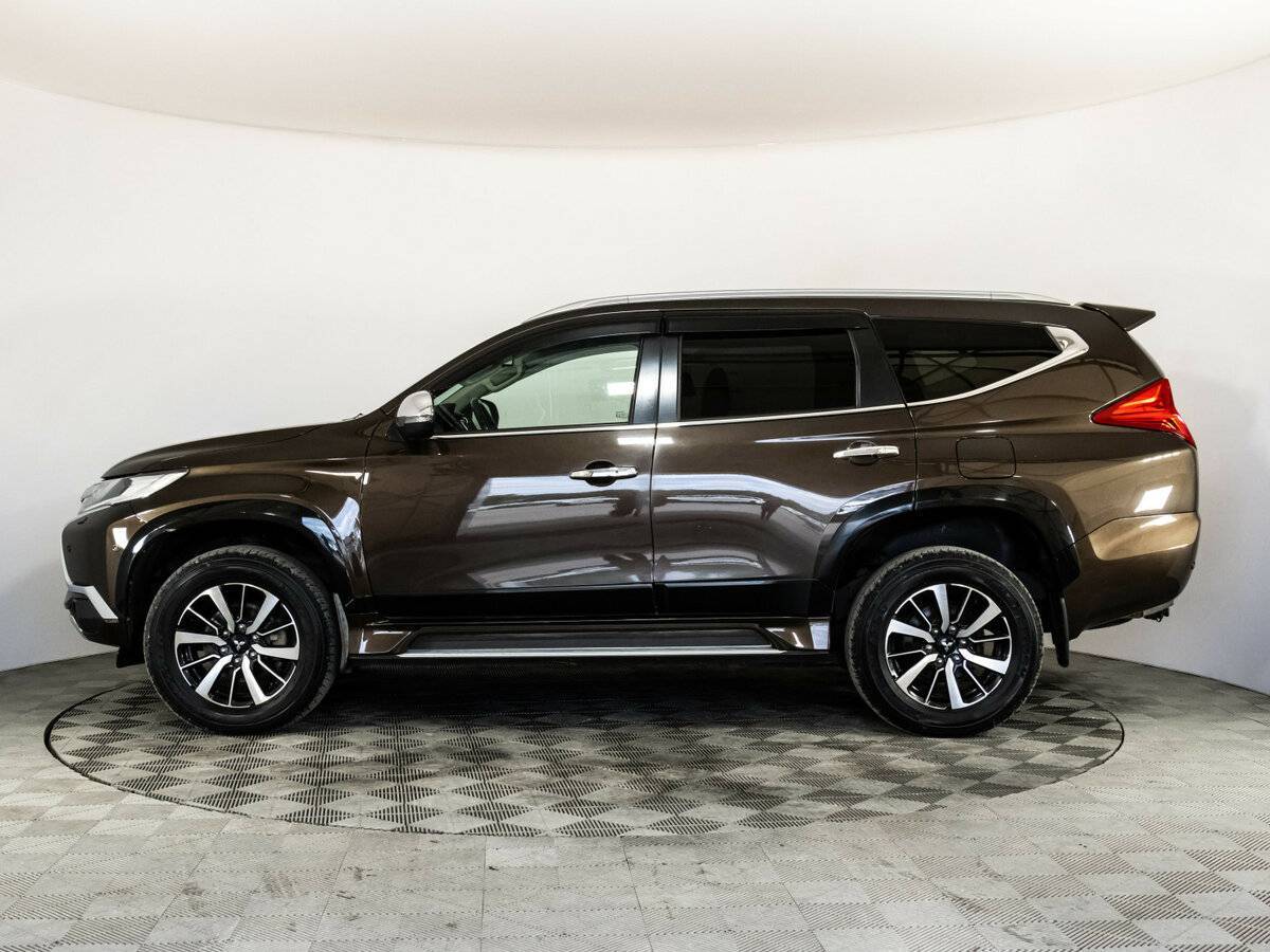Mitsubishi Pajero Sport, 2019 Фото №9