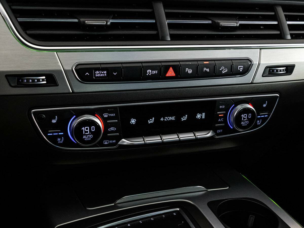 Audi Q7, 2015 Фото №21