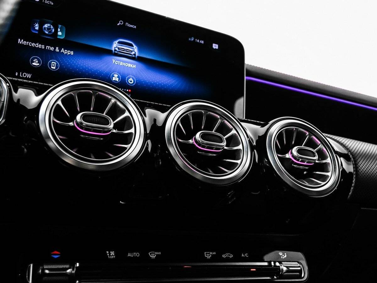 Mercedes-Benz CLA 200, 2020 Фото №18