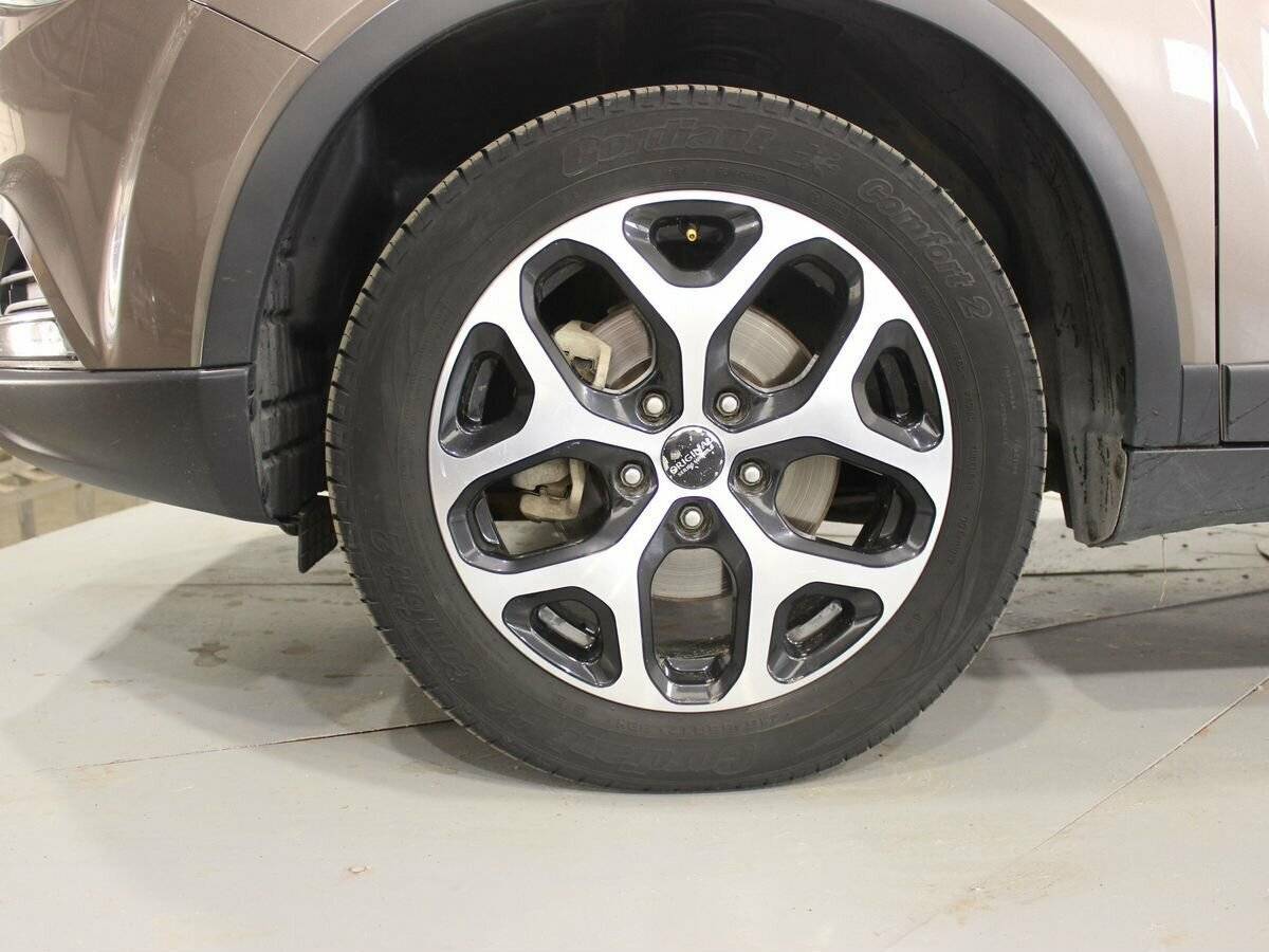 FAW Besturn X40, 2019 Фото №10