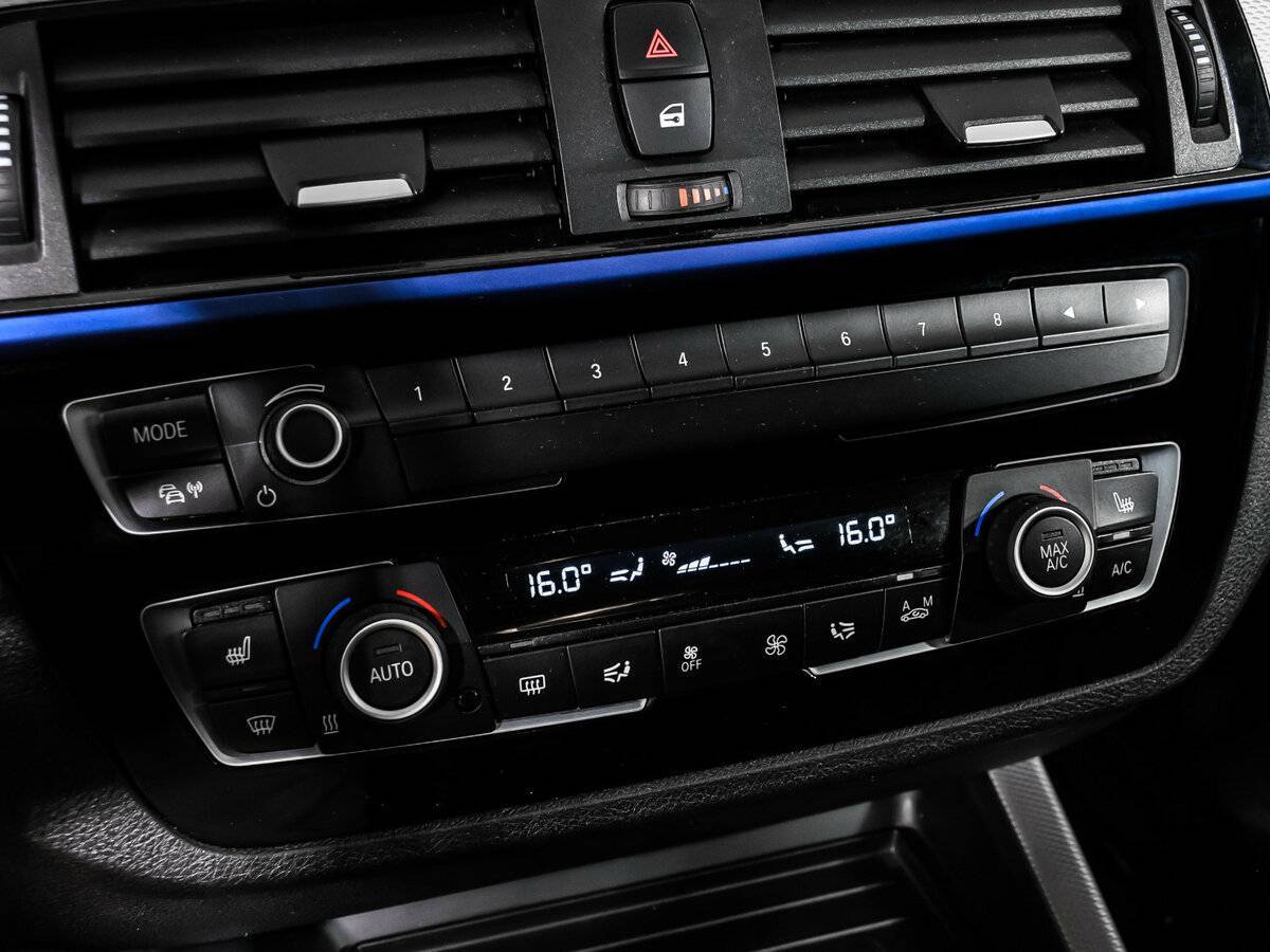 BMW 1 серии 118i, 2018 Фото №15