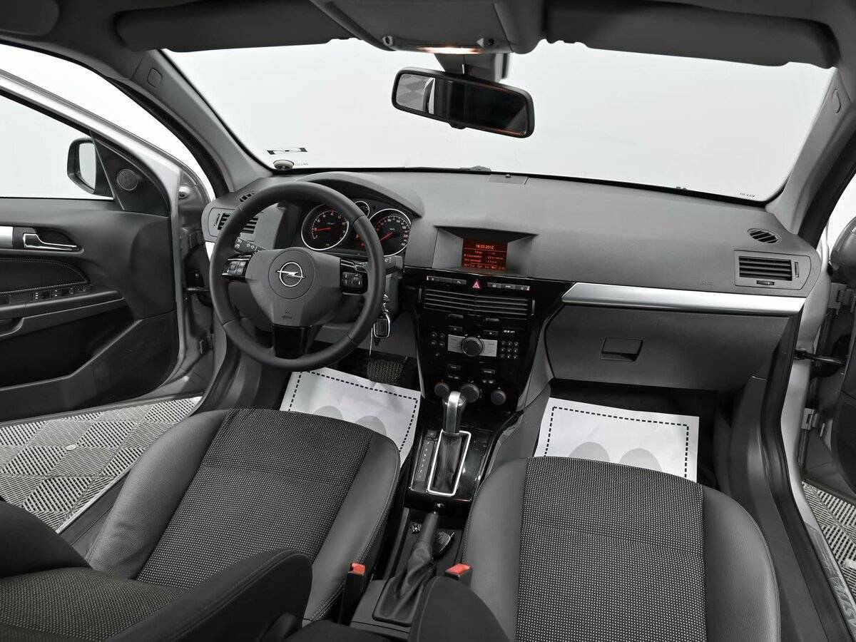 Opel Astra, 2012 Фото №11