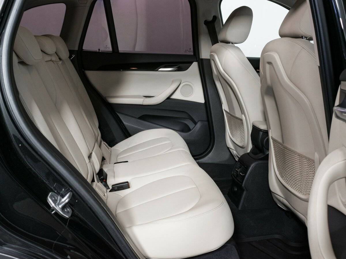 BMW X1 20i xDrive, 2017 Фото №11