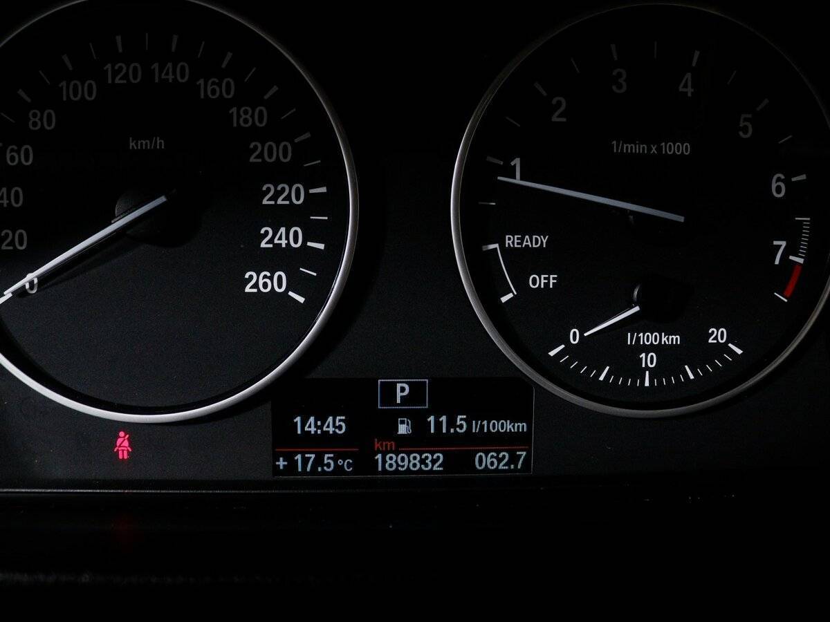 BMW 3 серии 320i, 2013 Фото №9