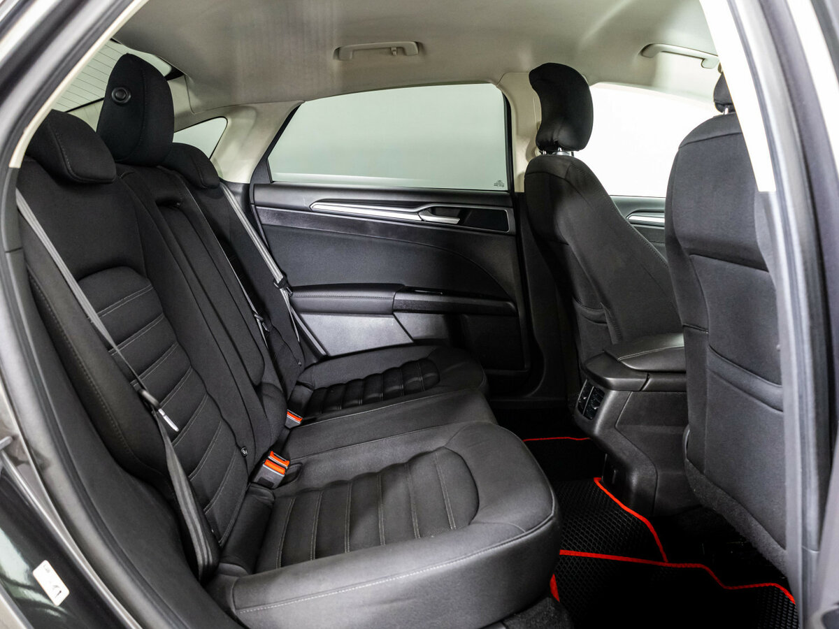 Ford Mondeo V, 2016 Фото №14