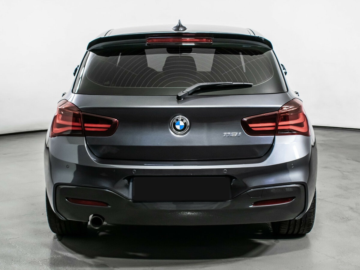 BMW 1 серии 118i II (F20/F21) Рестайлинг 2, 2019 Фото №5